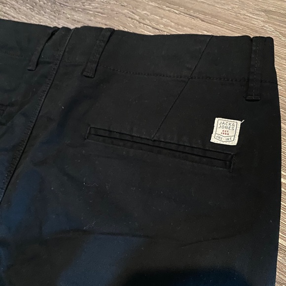 Jack & Jones Pocket Short - Picture 4 of 5